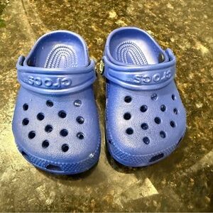 CROCS Kids Vibrant Blue Slippers